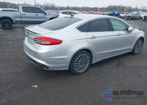 2018 Ford Fusion Titanium z USA, uszkodzony, nr VIN 3FA6P0D93JR225552